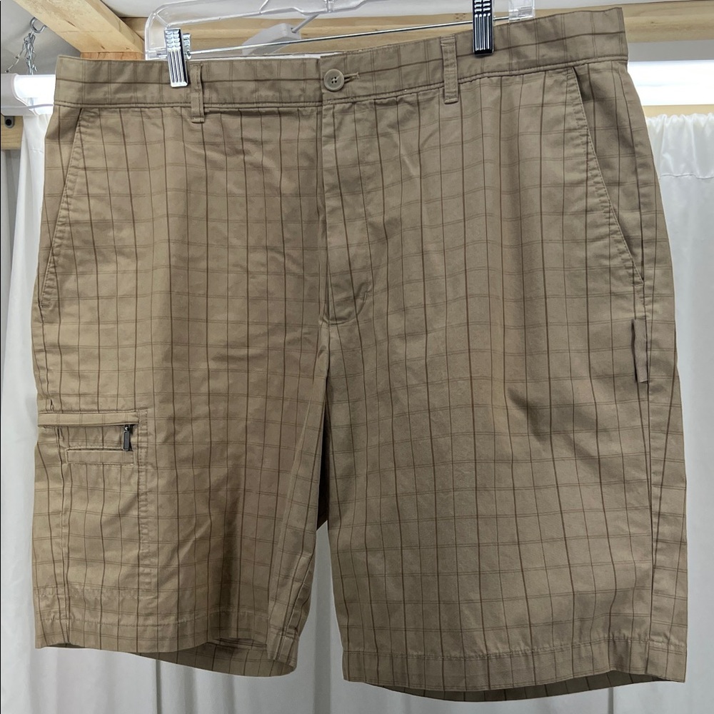 Greg Norman Men's Tan Sz 40 Cargo Shorts 10” Inseam Casual Vacation (#2)